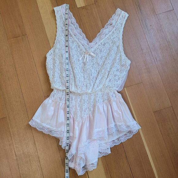 Vintage Tosca of California medium lace bodysuit teddy lingerie pastel coquette - Picture 9 of 13